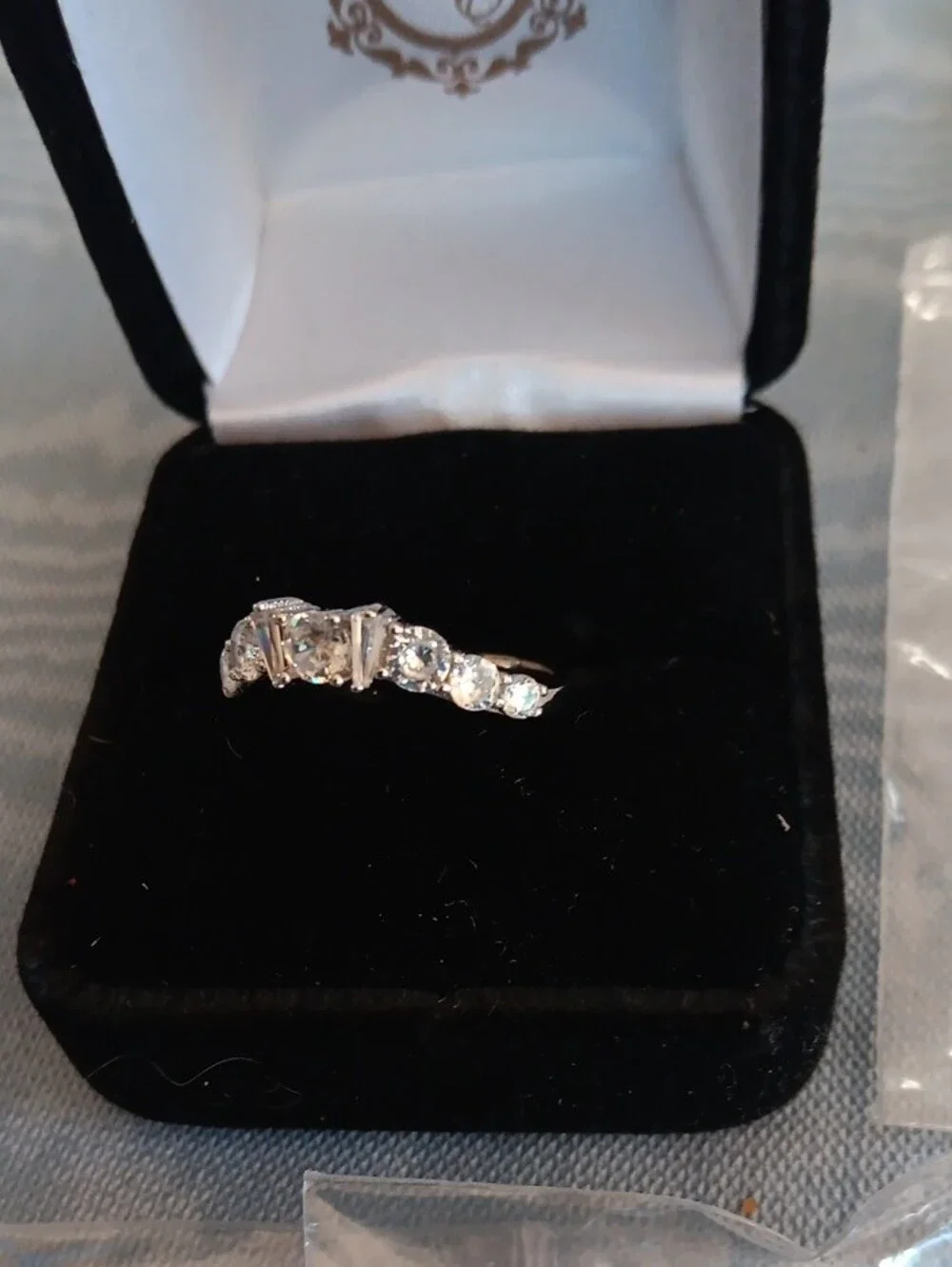 Silver Tone Diamond-Style Women's Band - Unbranded